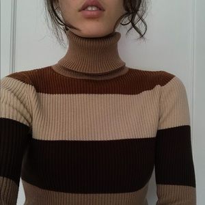 Cozy brown striped ribbed turtleneck